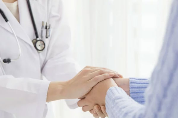 People shaking hands